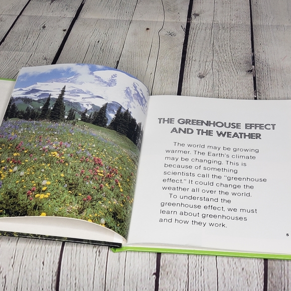 A New True Book Set of 4 - Picture 7 of 9